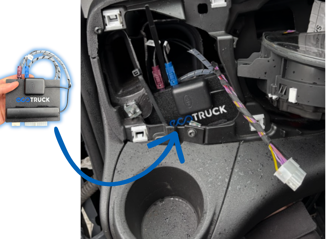 Urządzenie ecoTRUCK podłączone do instalacji pojazdu w kabinie, pokazujące prosty montaż systemu monitoringu CAN.